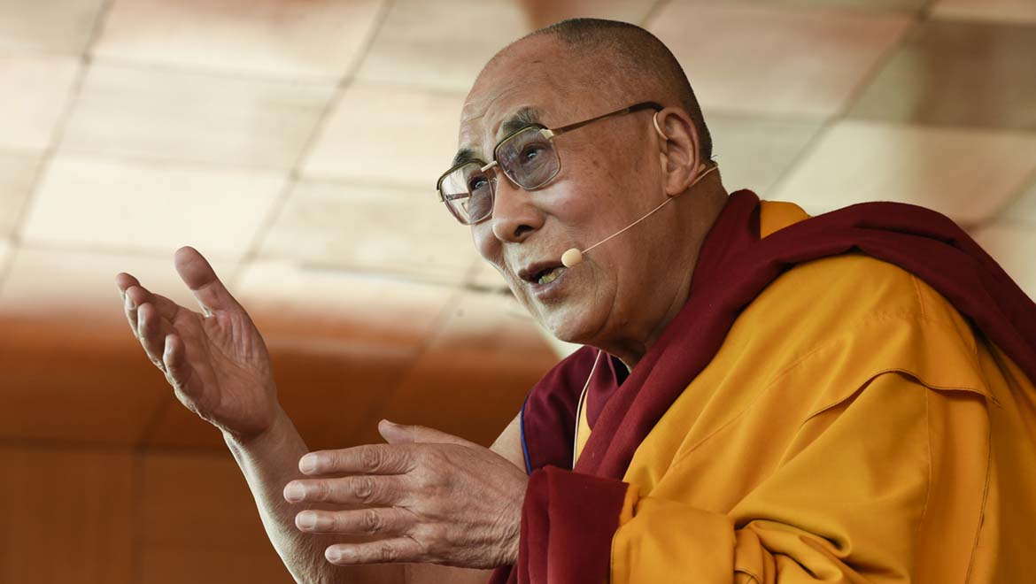 2014-10-15-The-Dalai-Lama-Presents-2014-Kalachakra-Prayer-with-DPA-Microphones-L-1.jpg